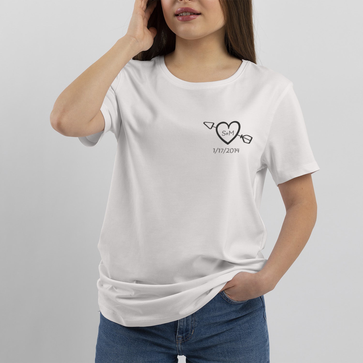T-Shirt Couple Personnalisé Avec Cœur Initiales Et Date